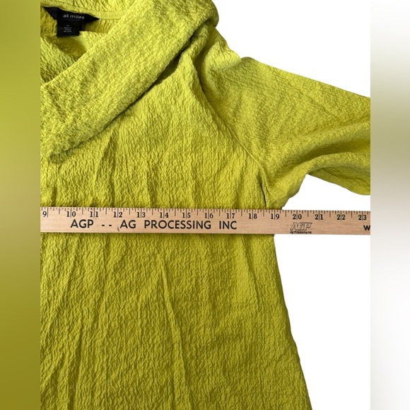 Ali Miles Lime Green Crinkle Tunic M Cowl Neck Asymmetrical Hem Artsy Lagence M5 - Picture 4 of 11